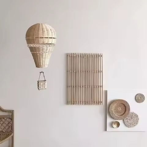 Montgolfière Suspendue en Rotin- Décoration Chambre BéBé